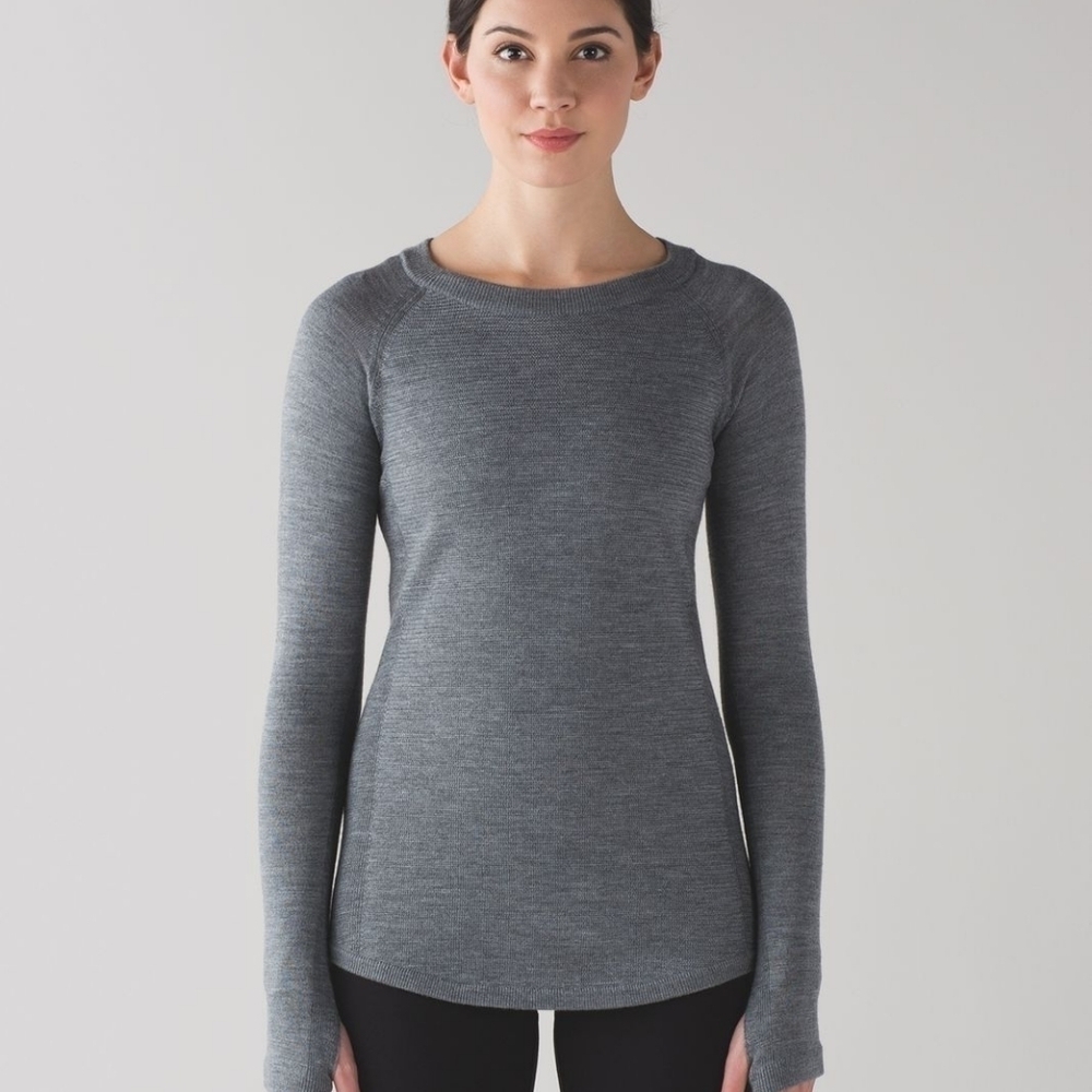 Lululemon Sit in Lotus Heathered Grey Merino Wool Sweater Size 2 *small flaw